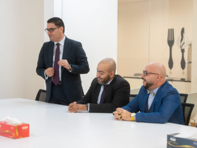 برنامج إعداد المدرب التربوي المحترف       TOT – Training of Trainers